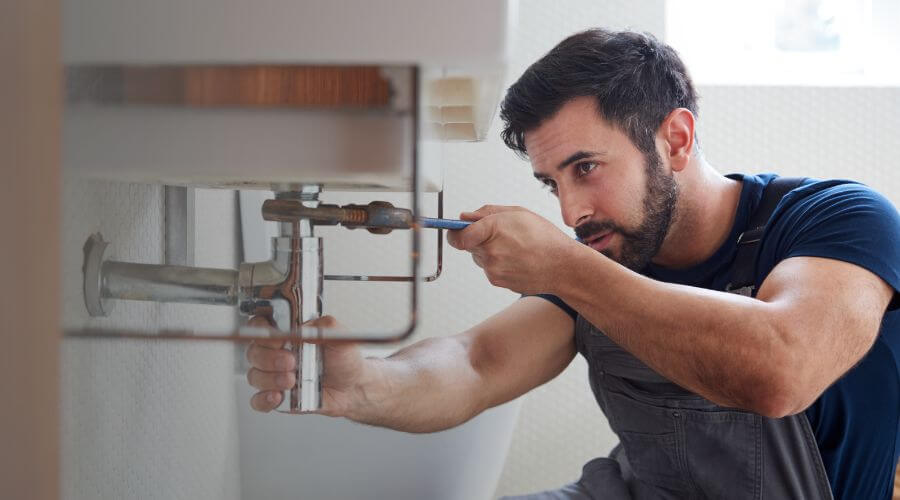 Professional water heater installation services in Calhoun City, MS